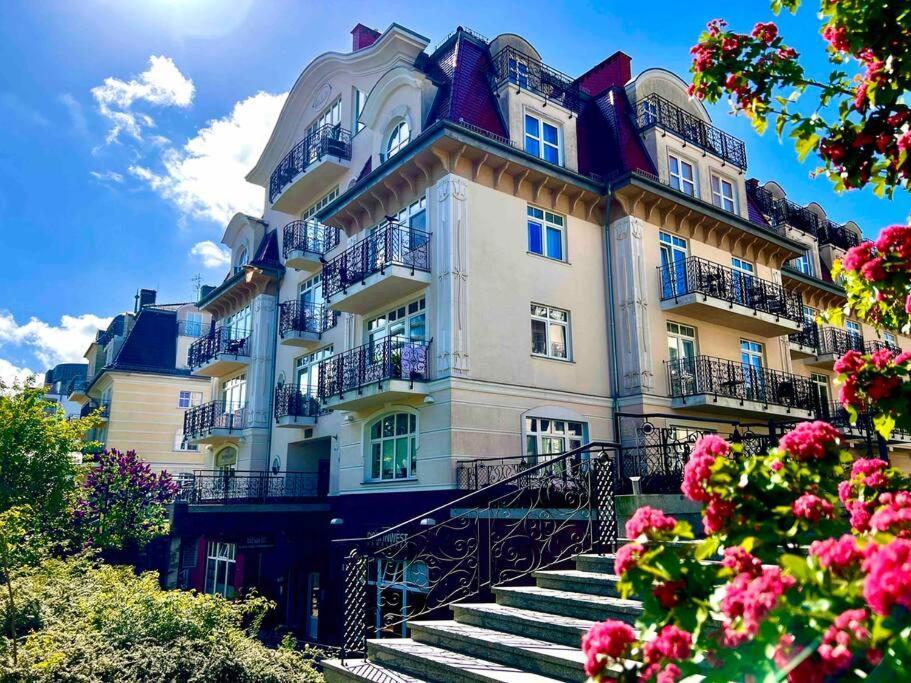 Sea Promenade Luxury Apartment シフィノウイシチェ エクステリア 写真