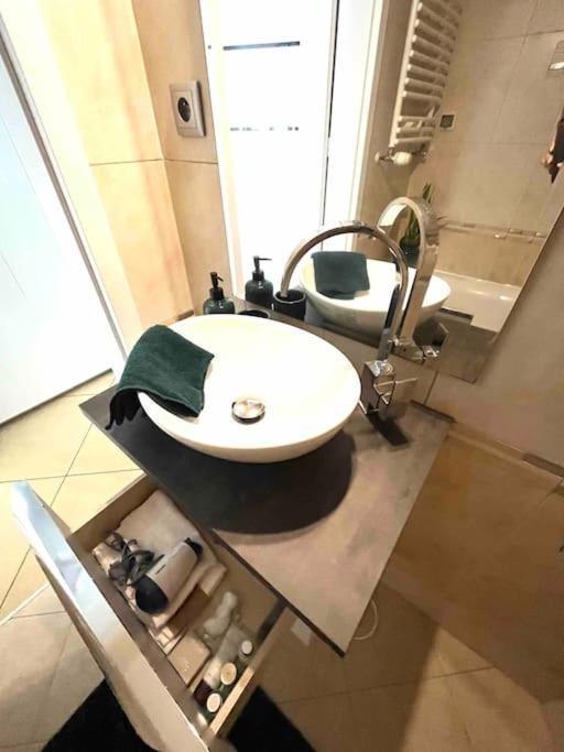 Sea Promenade Luxury Apartment シフィノウイシチェ エクステリア 写真