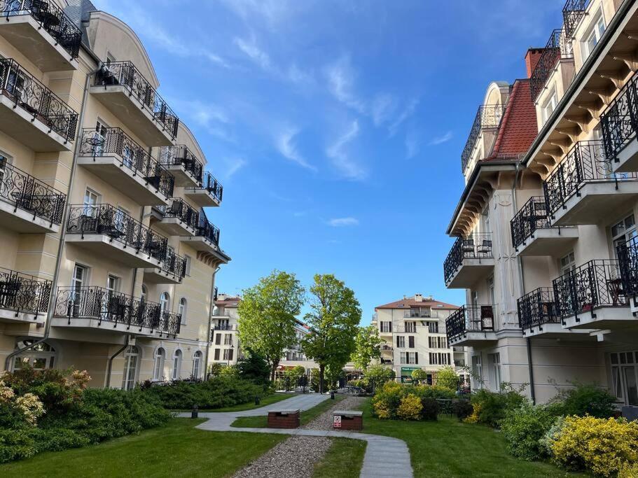 Sea Promenade Luxury Apartment シフィノウイシチェ エクステリア 写真